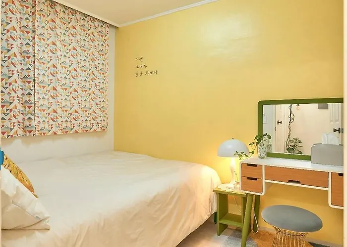 #1 Mapo Hongdae Detached 마포 공항철도 홍대입구역 도보5분 *